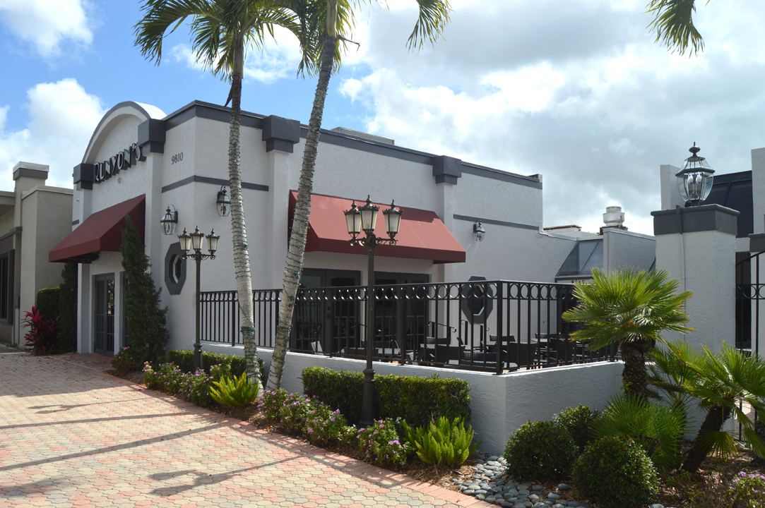 Runyon's Exterior
