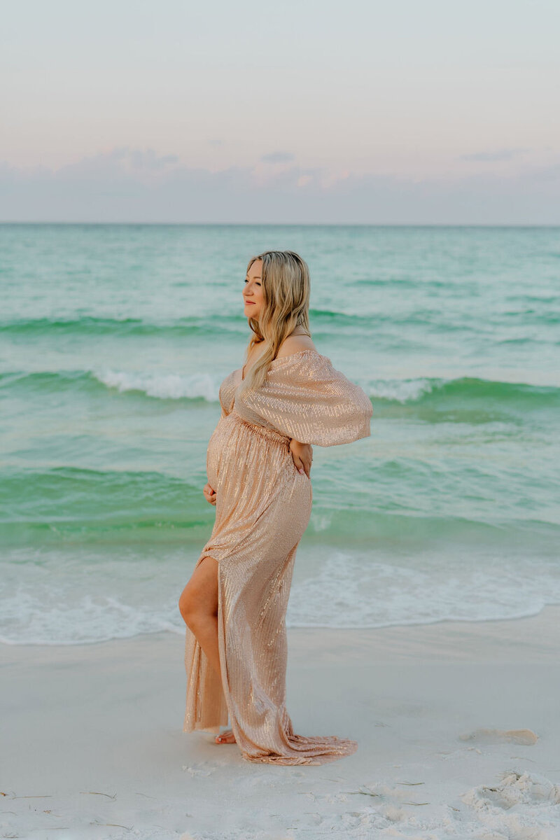 30AMaternityphotographer-25