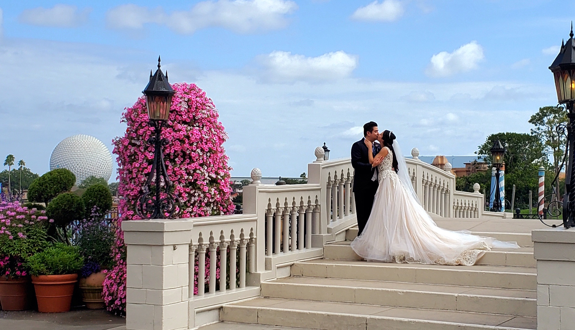EPCOT Italy kiss on bridge.jpg