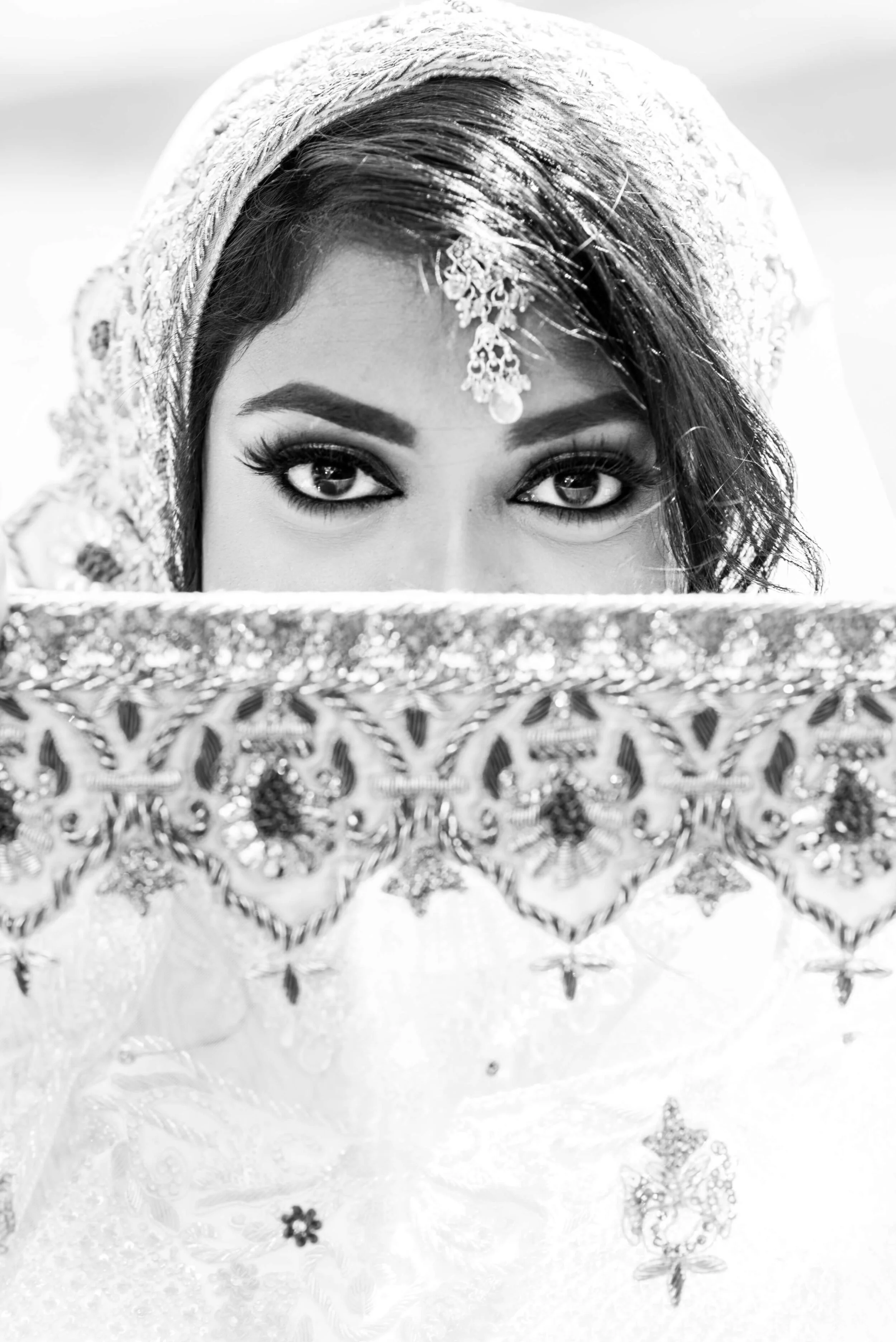 slrpicsphotography-pompano-beach-photographer-wedding-photography-indian-eyes-bride.jpg