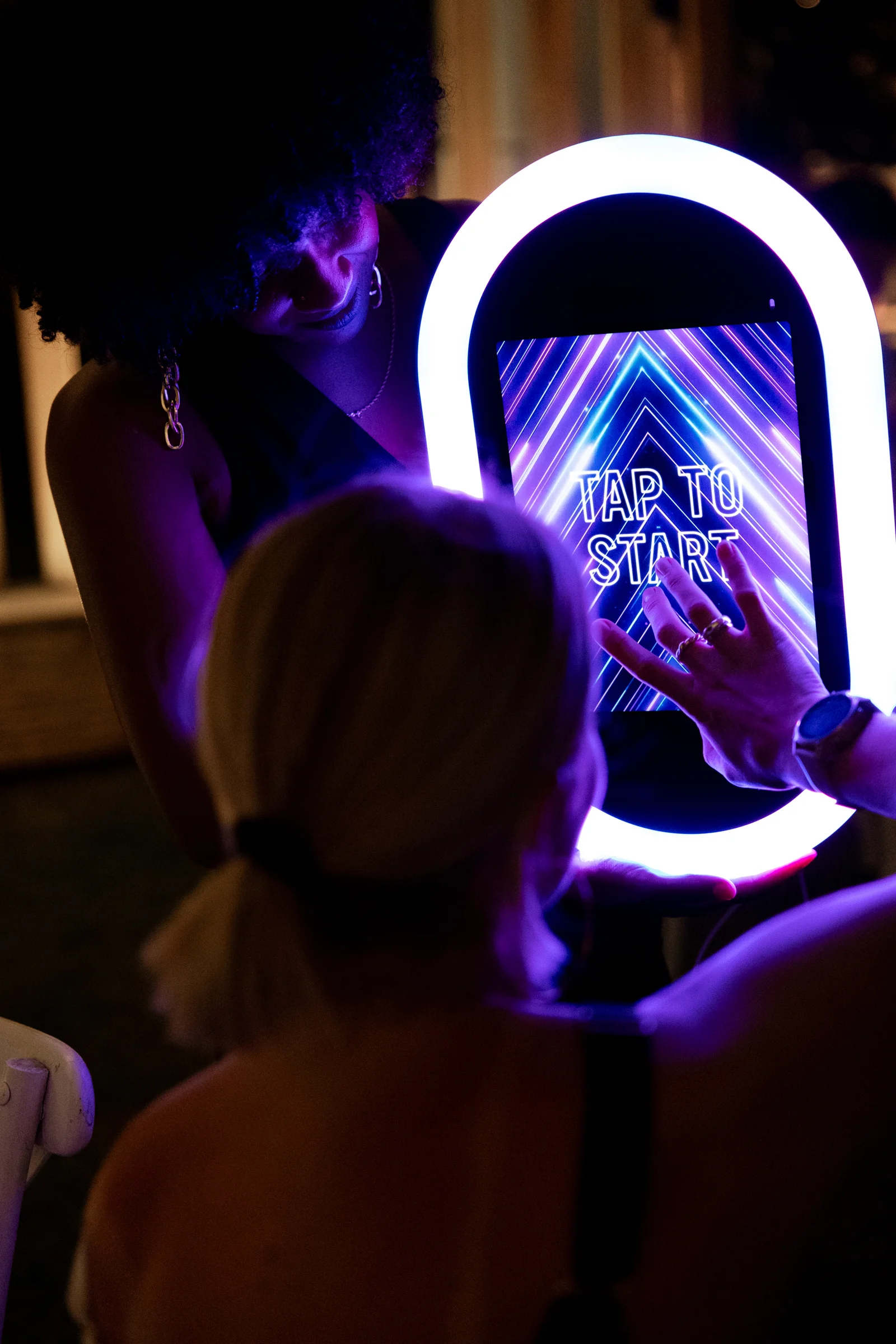 Glam photo booth rental Orlando - luxury beauty filter experience