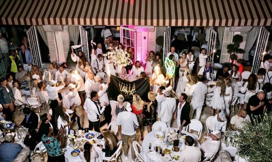 Villa Azur Restaurant and Lounge photo 3