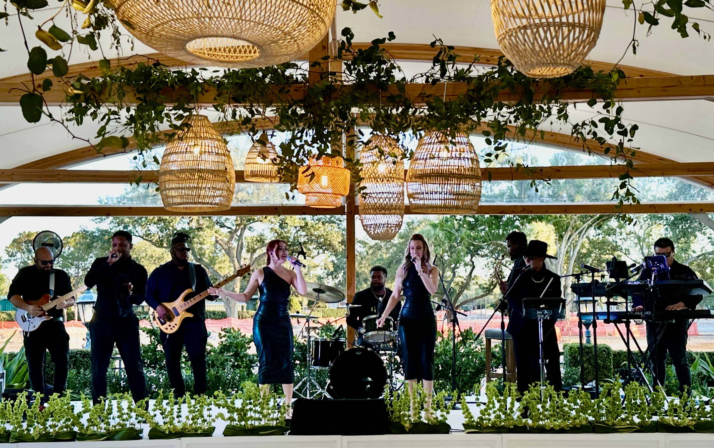 Luxury wedding entertainment Florida