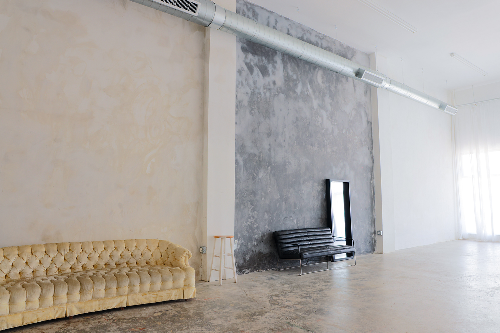 studio-20-miami-texture-walls-studio.jpg
